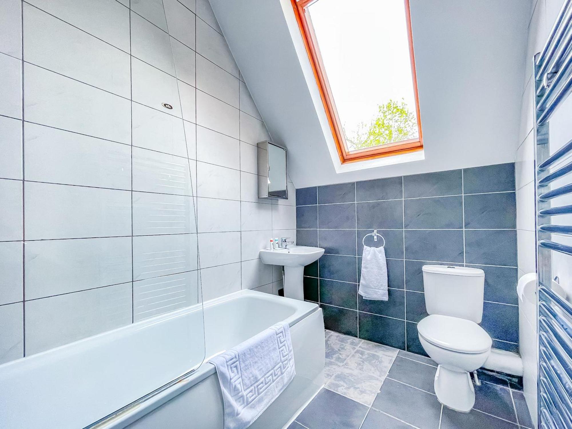*Rf9Bc* For Your Most Relaxed & Cosy Stay + Free Parking + Free Fast Wifi * Leeds  Exteriör bild